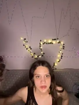 Angel Noir18 online show from February 11, 2026, 5:51 pm