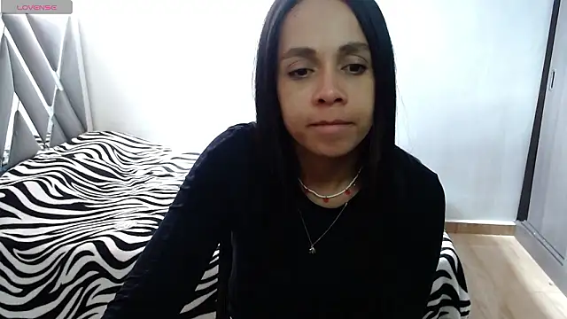 Snapshot of paula_lopez__ chatting on February 20, 2026, 2:06 pm paula lopez online show from February 20, 2026, 2:06 pm