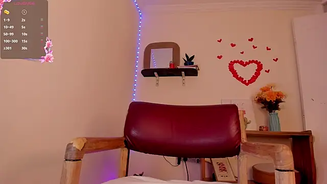 LilaRvsh online show from February 25, 2026, 5:11 pm