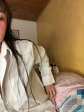 LilaRvsh online show from March 4, 2026, 5:30 pm