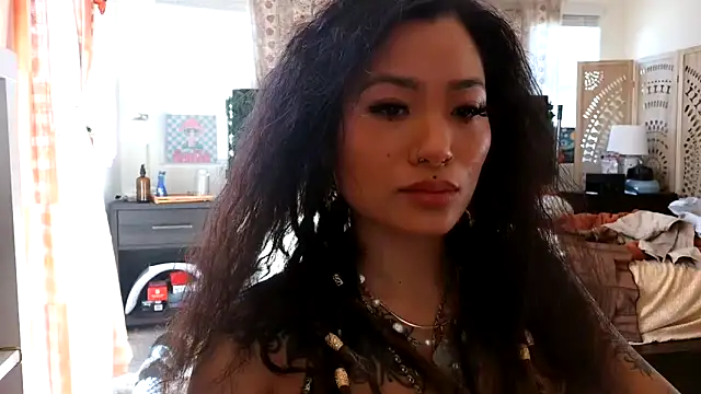 222goddess444you online show from February 18, 2026, 7:10 pm