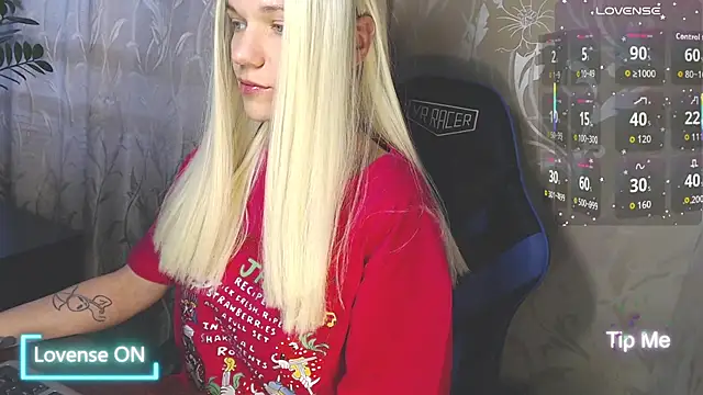 Shiny Victoria online show from April 15, 2026, 10:33 am