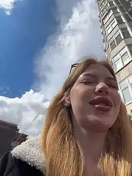 Jean Graay online show from April 10, 2026, 11:04 am