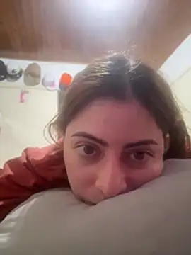 lilasun17 online show from February 18, 2026, 3:41 pm