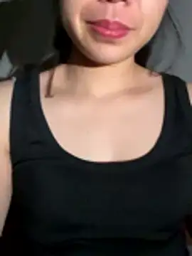 Yinini online show from March 14, 2026, 3:28 pm