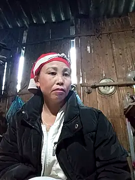 Snapshot of lena-cute chatting on February 21, 2026, 12:11 am lena-cute online show from February 21, 2026, 12:11 am