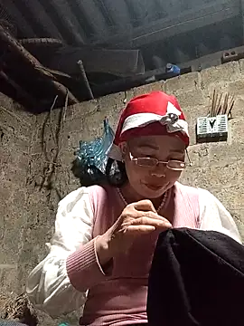 Snapshot of lena-cute chatting on February 26, 2026, 12:37 pm lena-cute online show from February 26, 2026, 12:37 pm