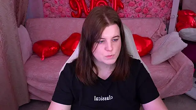 KristiFoxy online show from February 18, 2026, 10:44 am