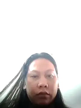 Snapshot of Sweet_pinayxx chatting on February 14, 2026, 1:35 am Sweet pinayxx online show from February 14, 2026, 1:35 am