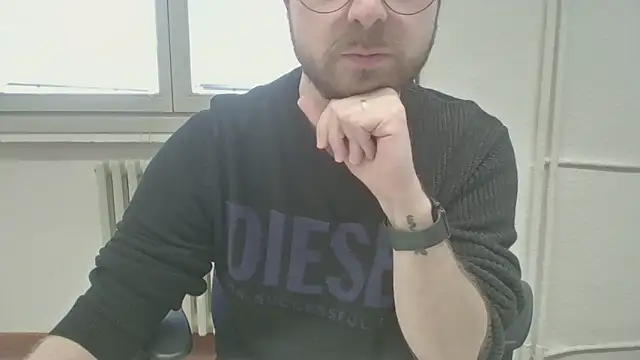 Snapshot of ItalianAlex chatting on March 10, 2026, 3:06 pm ItalianAlex online show from March 10, 2026, 3:06 pm