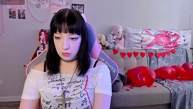 MollysLand online show from February 10, 2026, 8:29 am