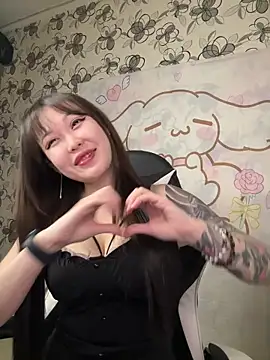 YukiiTYAN online show from February 24, 2026, 3:32 pm