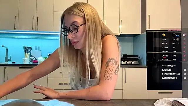 SoftnessMila online show from March 11, 2026, 3:40 pm