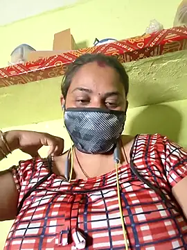 06Rozi online show from March 10, 2026, 3:50 pm