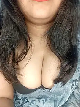 Miss-Prity online show from February 26, 2026, 5:12 pm