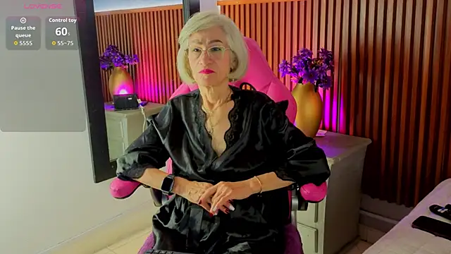 Snapshot of miss_monserrate01 chatting on May 19, 2026, 1:39 pm miss monserrate01 online show from May 19, 2026, 1:39 pm