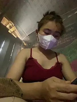 Snapshot of yuii-717 chatting on April 5, 2026, 10:23 am yuii-717 online show from April 5, 2026, 10:23 am