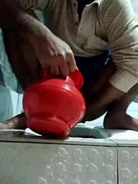 sos-boy online show from February 18, 2026, 4:41 am