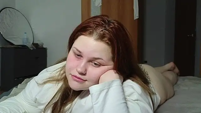 Snapshot of Gloria_Thomas chatting on March 28, 2026, 5:45 pm Gloria Thomas online show from March 28, 2026, 5:45 pm