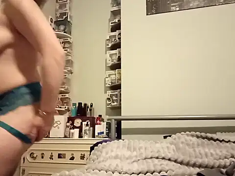 lovebaby69 online show from April 11, 2026, 11:20 pm