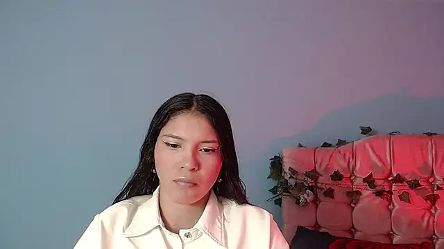 amber miller18 online show from February 15, 2026, 2:47 pm