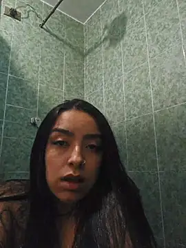 nina glow online show from March 1, 2026, 3:41 am