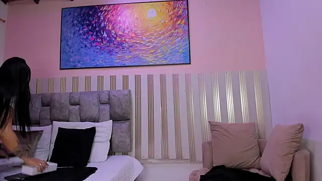 nina glow online show from April 14, 2026, 11:27 am