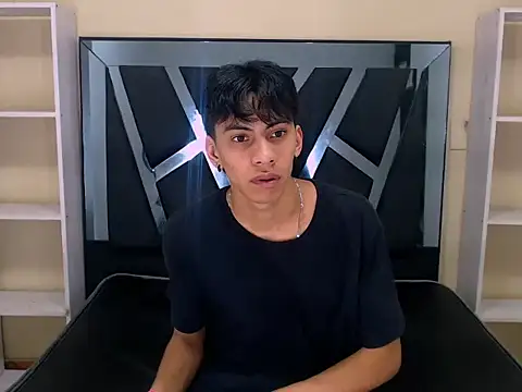 sebas twink7 online show from February 14, 2026, 3:36 am