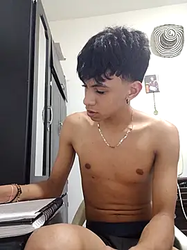 sebas twink7 online show from March 6, 2026, 7:49 am