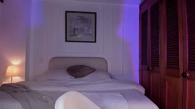 Snapshot of ConnieDeep chatting on April 2, 2026, 9:40 am ConnieDeep online show from April 2, 2026, 9:40 am