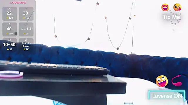 CarolRousee online show from February 25, 2026, 7:23 pm