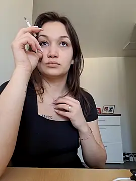 RoxyWeb18 online show from March 3, 2026, 9:48 am