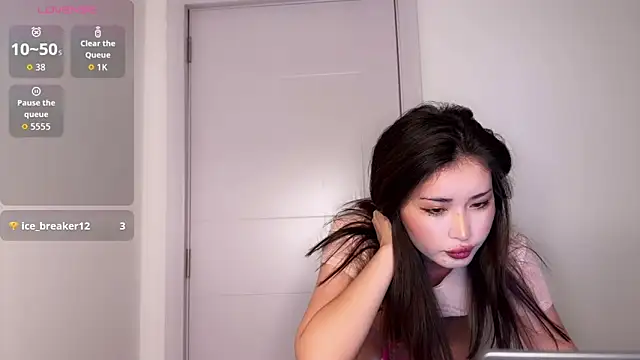  Nanami online show from April 17, 2026, 4:10 pm