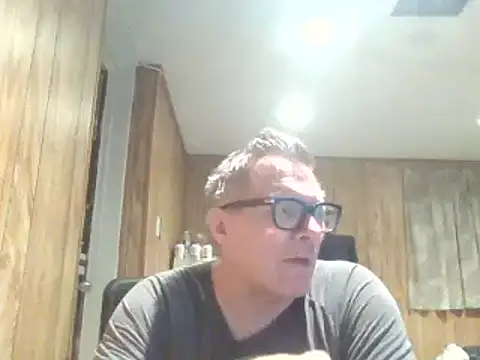 Snapshot of melvinsnow chatting on February 27, 2025, 1:48 am melvinsnow online show from February 27, 2025, 1:48 am