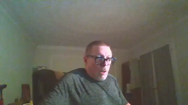 Snapshot of melvinsnow chatting on May 29, 2026, 6:55 am melvinsnow online show from May 29, 2026, 6:55 am