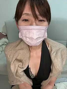 Mio-cc online show from May 14, 2026, 11:17 am