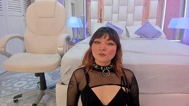 Snapshot of Goldentemptation_ chatting on June 4, 2026, 7:31 pm Goldentemptation online show from June 4, 2026, 7:31 pm