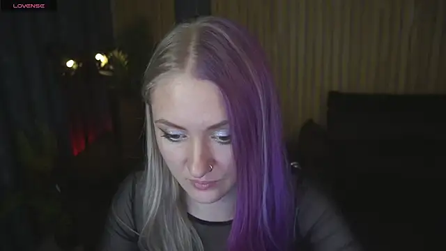 Snapshot of DramaQuenns chatting on February 27, 2026, 6:57 am DramaQuenns online show from February 27, 2026, 6:57 am