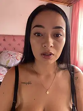 JulietaRiios online show from February 26, 2026, 5:45 pm