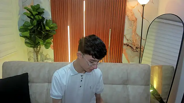 Patrick Howland  online show from March 17, 2026, 3:44 am