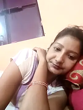 Ayesharani1 online show from April 15, 2026, 3:35 am