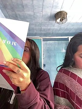 Annie Alicee online show from April 2, 2026, 2:26 pm