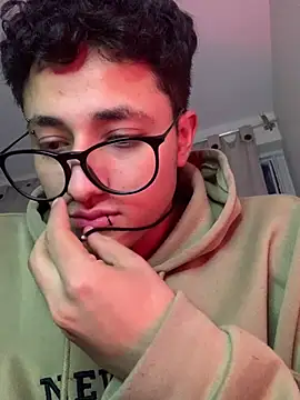 Adonibaskerville4 online show from February 3, 2026, 11:32 pm