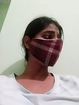 Kitti-Sharma online show from April 7, 2026, 11:10 am