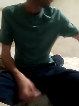 Snapshot of Lamich chatting on April 4, 2026, 9:23 pm Lamich online show from April 4, 2026, 9:23 pm