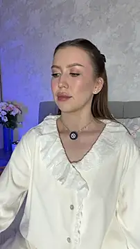 Velvet Hell online show from February 15, 2026, 3:53 pm