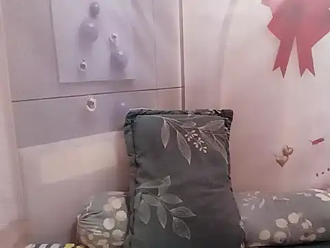 Hello-Kitty001 online show from March 2, 2026, 5:30 am