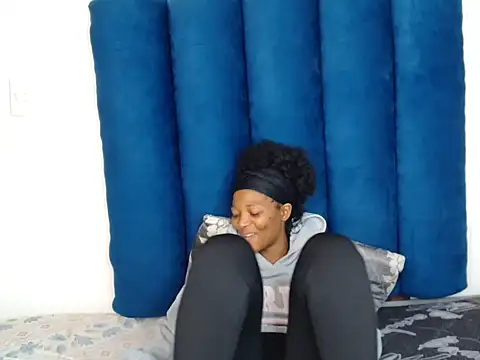 Snapshot of ForeverSexy_ chatting on February 7, 2026, 6:11 pm ForeverSexy online show from February 7, 2026, 6:11 pm