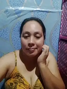 Snapshot of May_Bombs chatting on April 9, 2026, 2:22 am May Bombs online show from April 9, 2026, 2:22 am