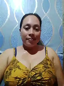 Snapshot of May_Bombs chatting on April 11, 2026, 1:10 am May Bombs online show from April 11, 2026, 1:10 am